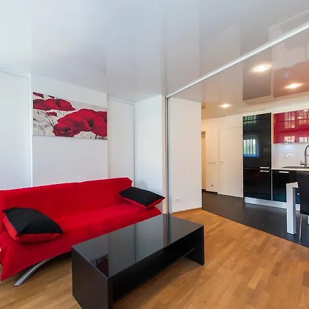 Delta Old Town Deluxe Apartment *